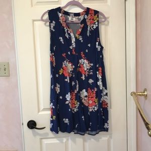 Sleeveless summer dress